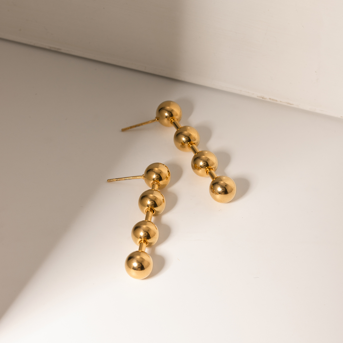 1 Par Estilo IG Estilo Simple Bola Acero Inoxidable 304 Chapados en oro de 18k Pendientes De Gota display picture 2