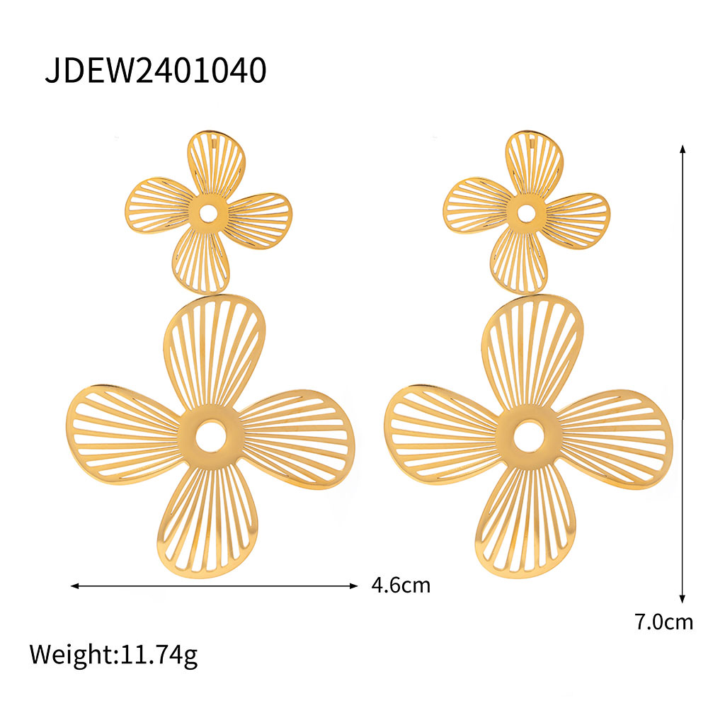 1 Pair IG Style Sweet Flower Hollow Out 304 Stainless Steel 18K Gold Plated Drop Earrings display picture 1