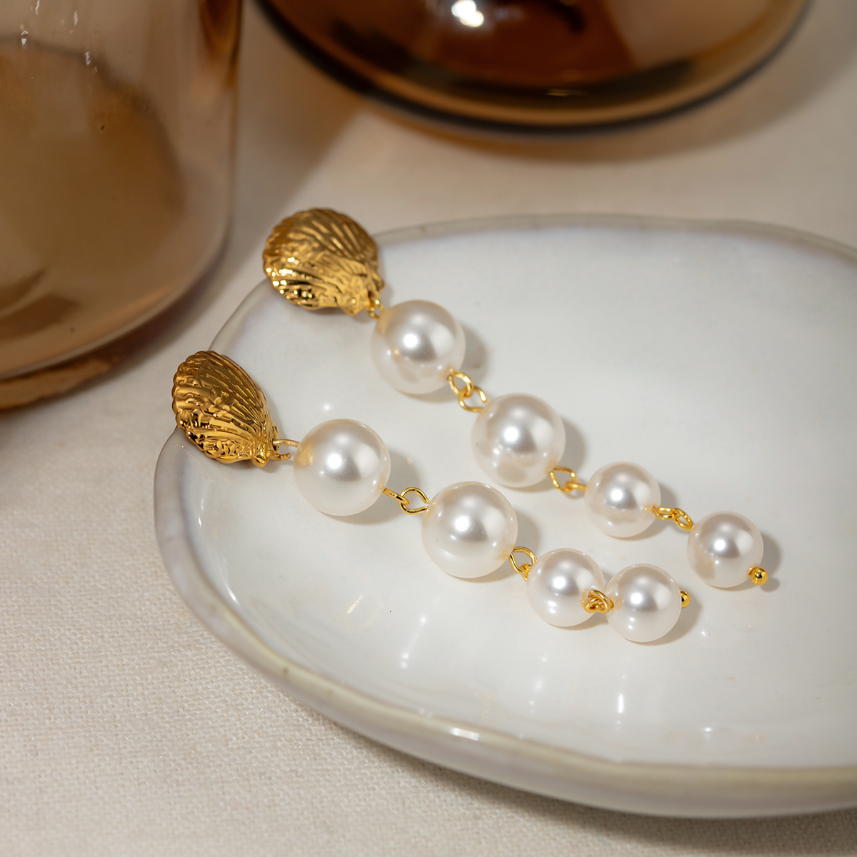1 Pair IG Style Beach Shell Pearl 304 Stainless Steel 18K Gold Plated Drop Earrings display picture 3