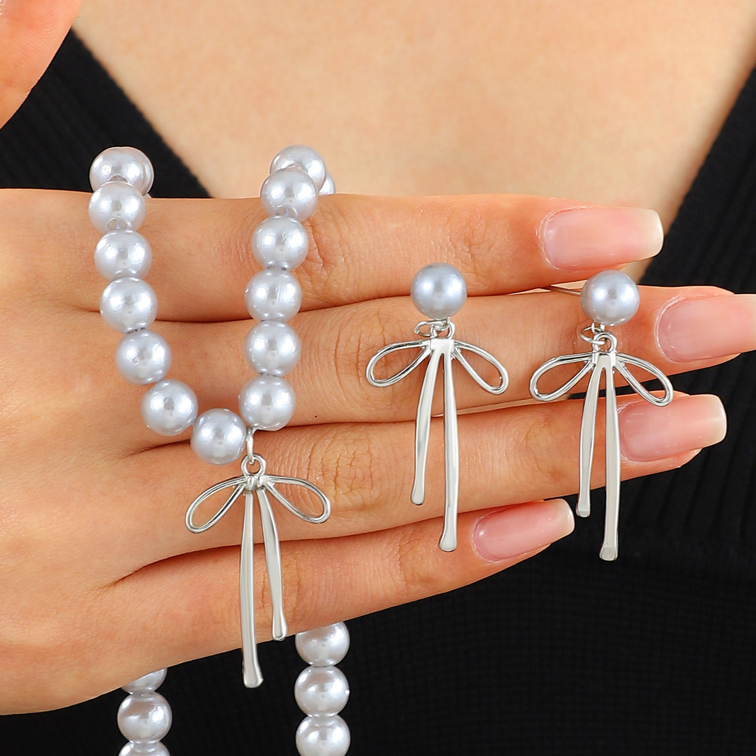 Elegant Einfacher Stil Bogenknoten Künstliche Perle Legierung Perlen Frau Schmuck-Set display picture 2