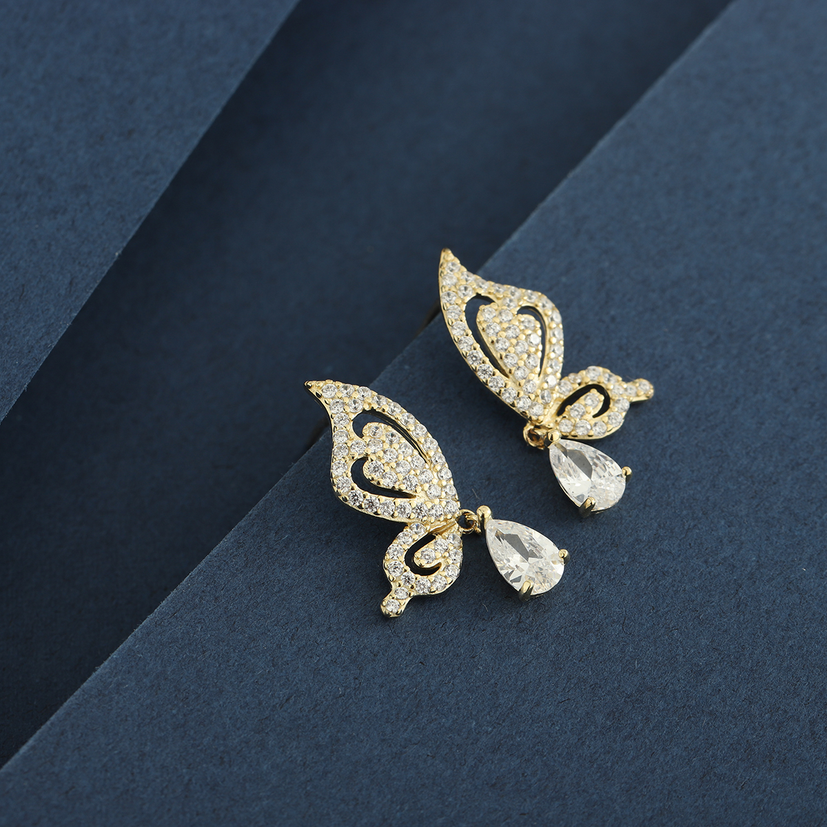1 Pair Simple Style Classic Style Butterfly Plating Inlay Sterling Silver Zircon 14K Gold Plated Ear Studs display picture 3