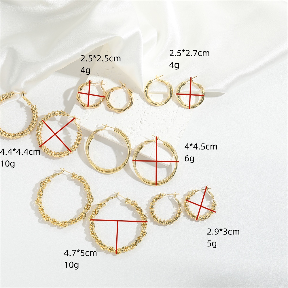1 Pair Modern Style Classic Style Commute Geometric Copper Hoop Earrings display picture 9