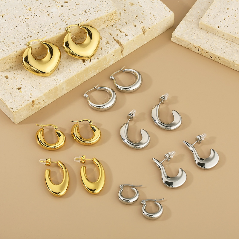 1 Pair Simple Style Geometric 304 Stainless Steel 18K Gold Plated Earrings Ear Studs display picture 10