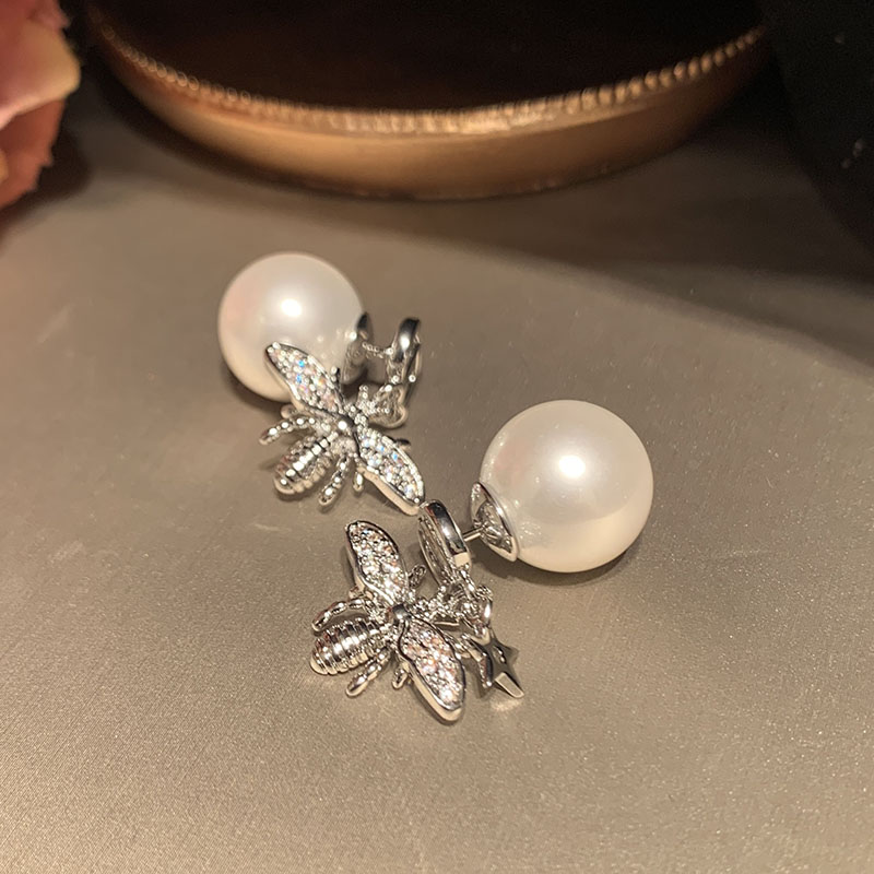 1 Paire Élégant Dame Style Moderne Abeille Incruster Le Cuivre Perles Artificielles Zircon Boucles D'Oreilles display picture 6