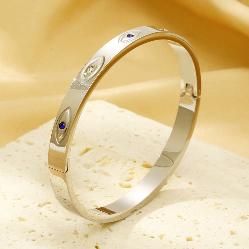 304 Stainless Steel Simple Style Inlay Devil's Eye Rhinestones Bangle display picture 4