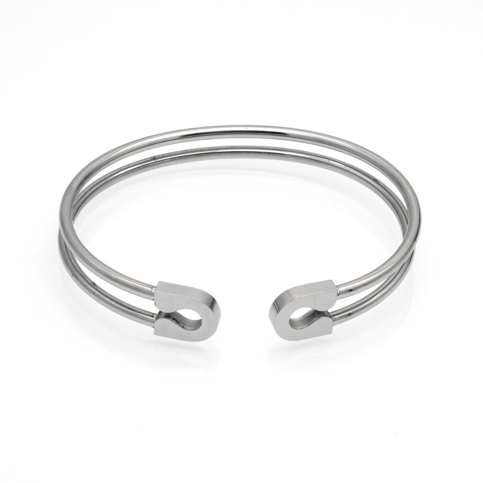 304 Stainless Steel 18K Gold Plated Casual Simple Style Hollow Out Solid Color Bangle display picture 6