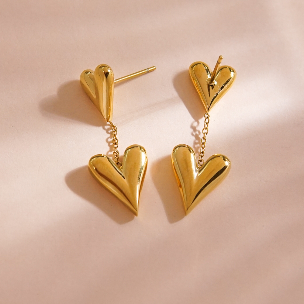 1 Pair Simple Style Classic Style Heart Shape Plating 304 Stainless Steel 14K Gold Plated Ear Studs display picture 2