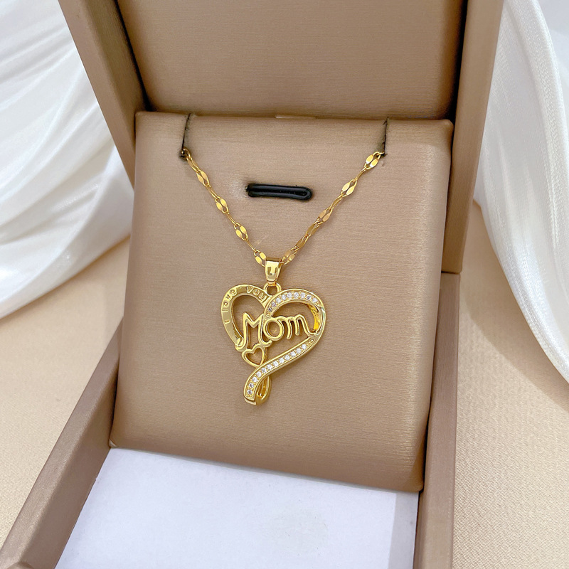 Titanium Steel Copper Simple Style Classic Style Inlay Letter Heart Shape Zircon Pendant Necklace display picture 4