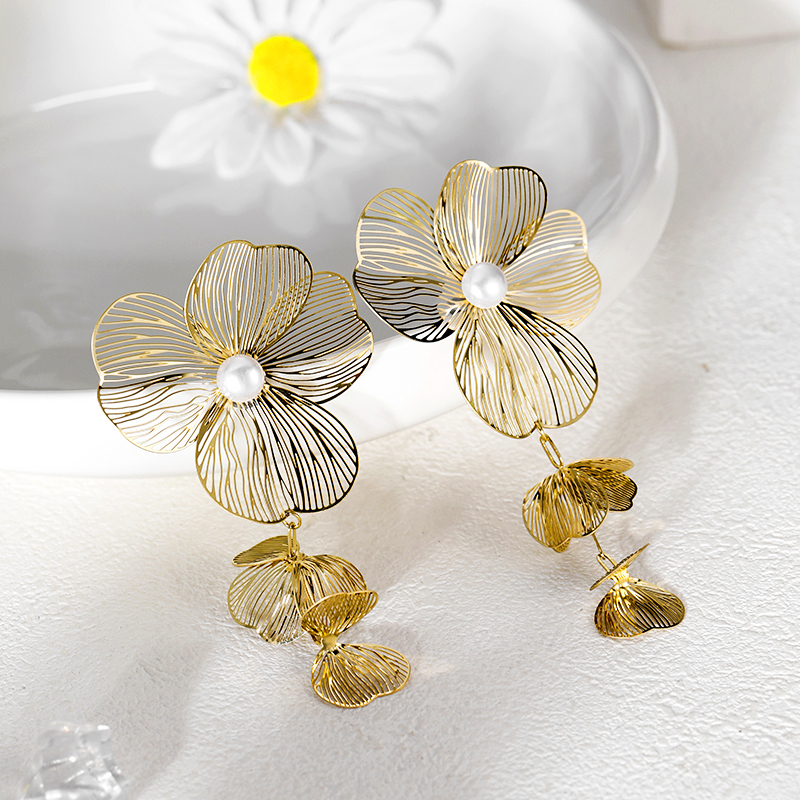 1 Pair Vintage Style Flower Plating 304 Stainless Steel 14K Gold Plated display picture 3