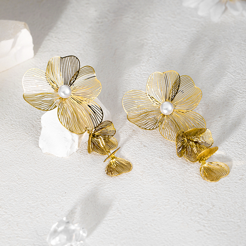 1 Pair Vintage Style Flower Plating 304 Stainless Steel 14K Gold Plated display picture 13