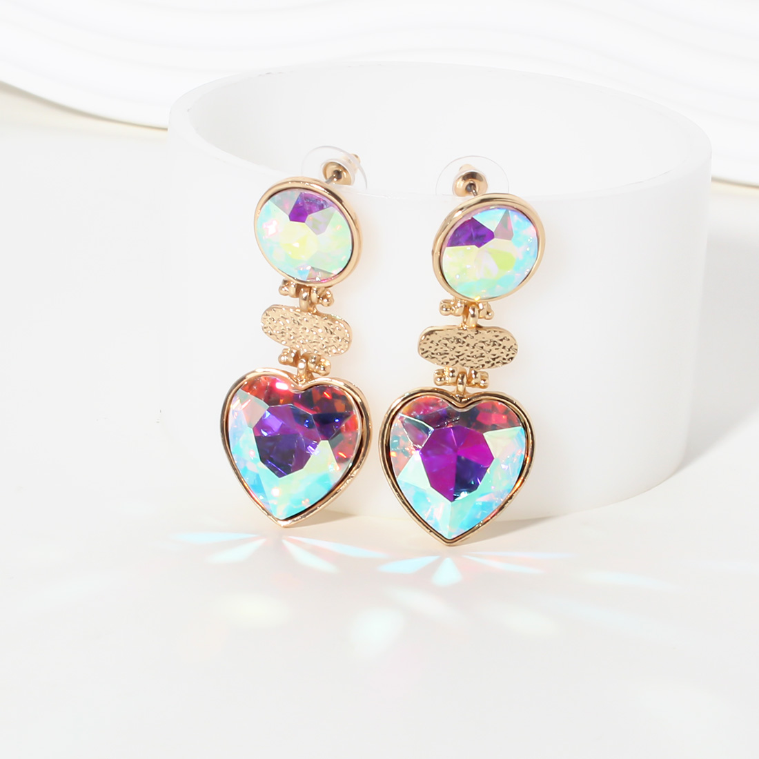 1 Pair Simple Style Classic Style Heart Shape Plating Inlay Alloy Rhinestones Gold Plated Drop Earrings display picture 14