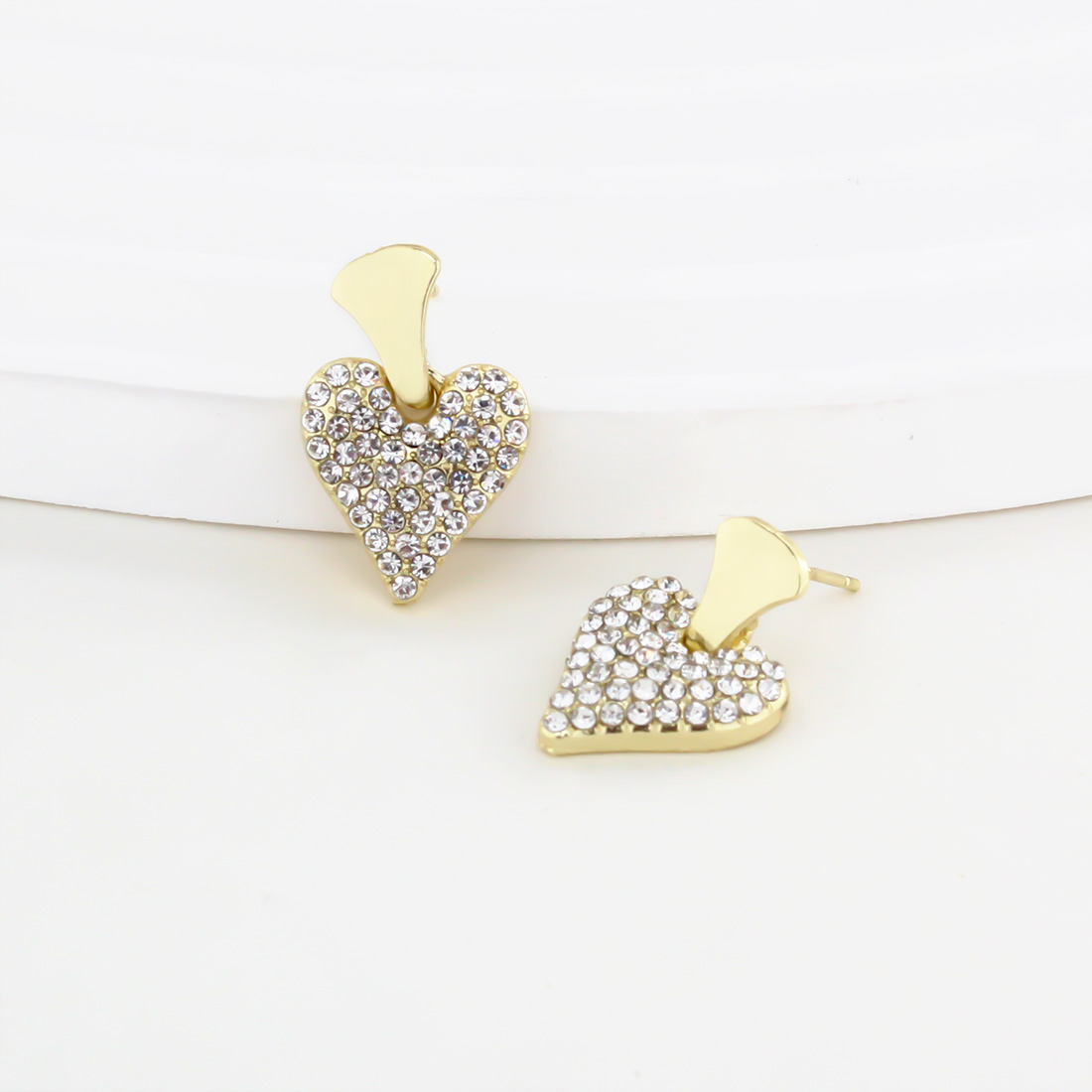 1 Pair Vacation Sweet Heart Shape Plating Inlay Iron Rhinestones Gold Plated Drop Earrings display picture 4