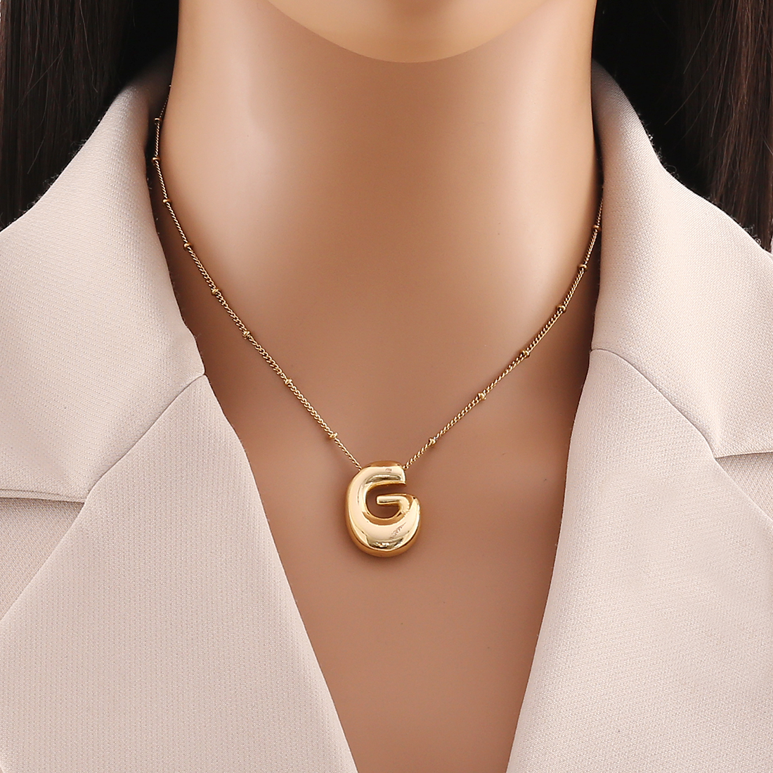 304 Stainless Steel Copper 18K Gold Plated Simple Style Commute Letter Pendant Necklace display picture 11
