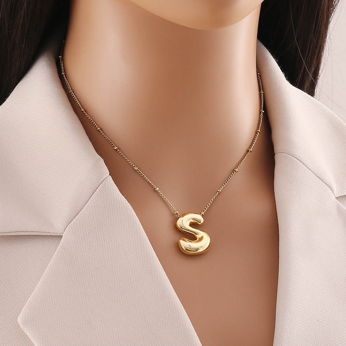 304 Stainless Steel Copper 18K Gold Plated Simple Style Commute Letter Pendant Necklace display picture 19