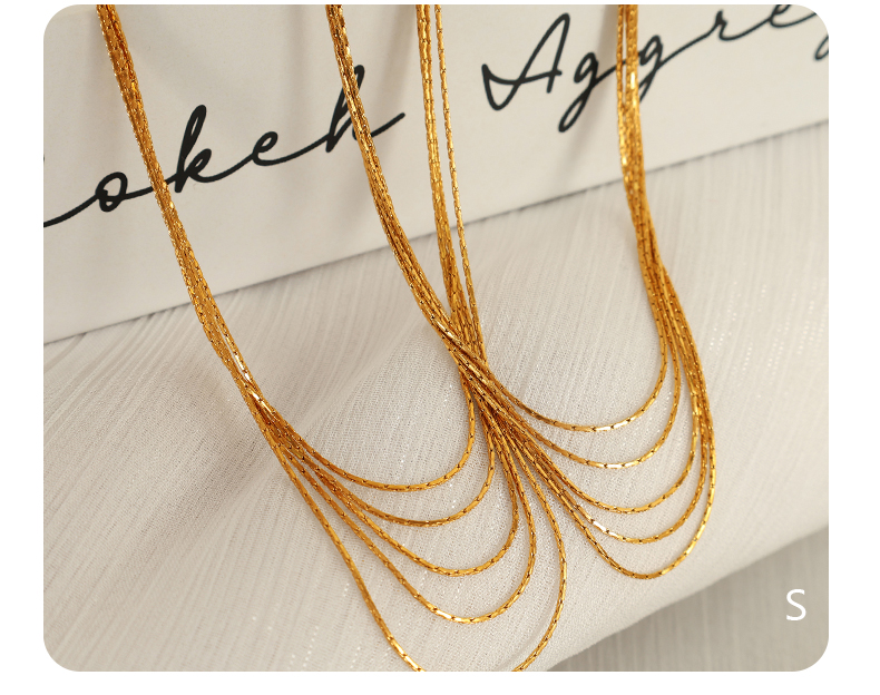 Titanium Steel 18K Gold Plated Simple Style Layered Plating Lines Layered Necklaces display picture 3