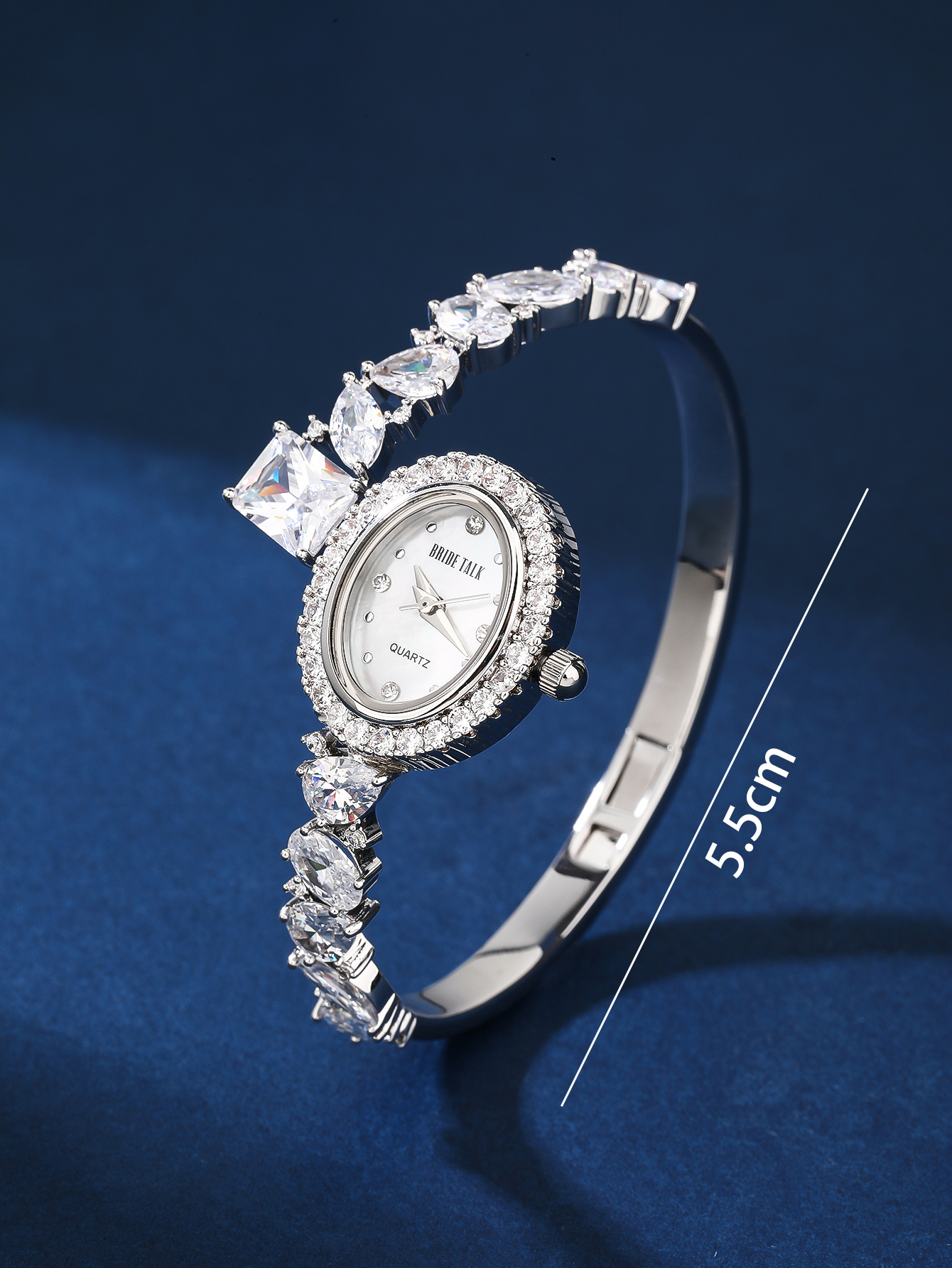 Elegante Glamour Lujoso Color Sólido Apertura Cuarzo Relojes De Mujer display picture 4