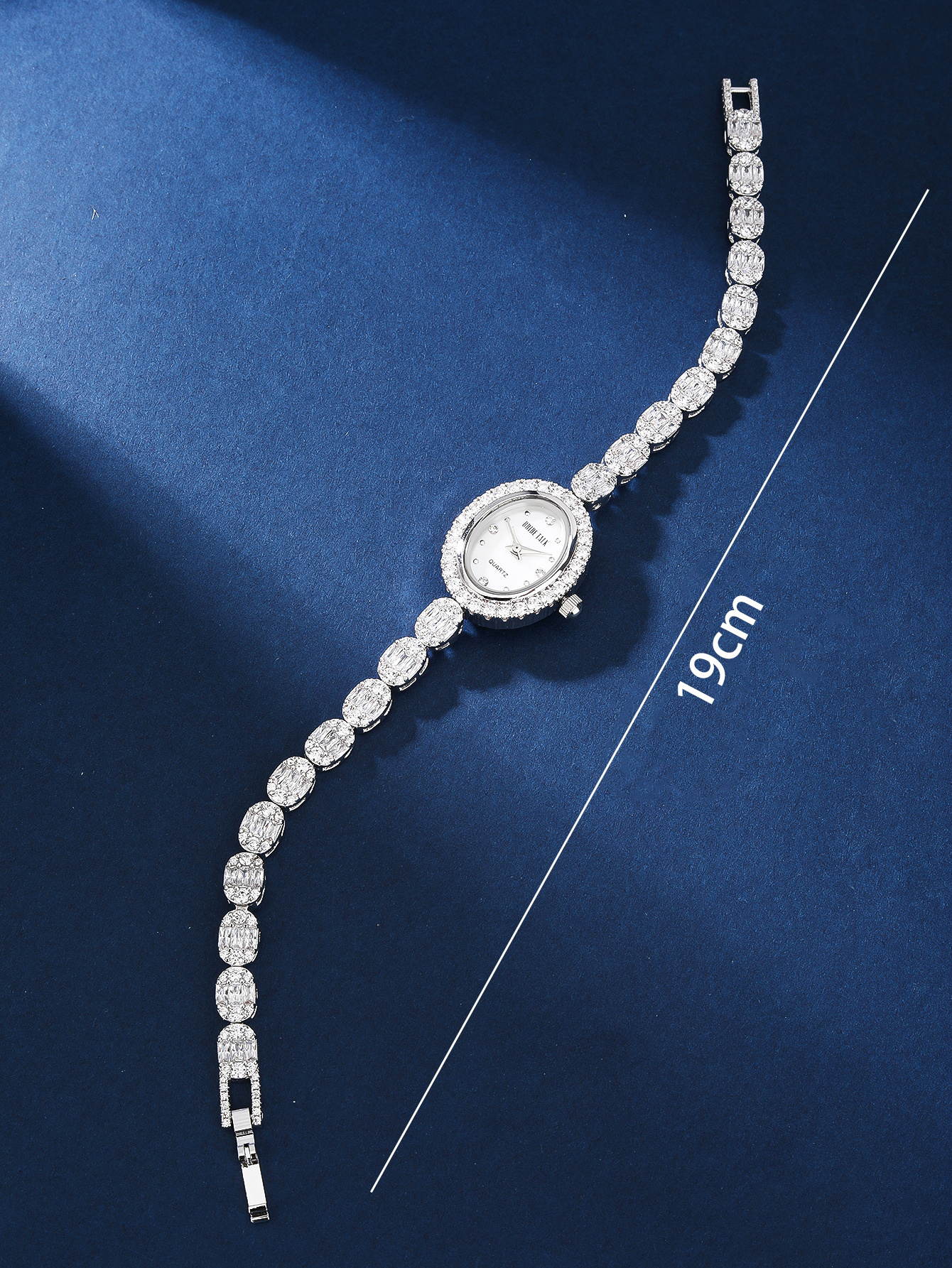 Elegant Glam Luxurious Round Lathe Buckle Quartz Women's Watches display picture 4