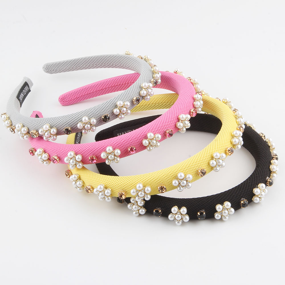 Women's Simple Style Flower Plastic Rhinestone Knitting Hair Band display picture 1