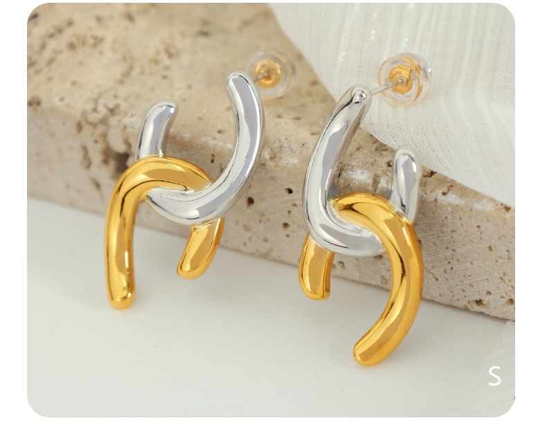 1 Pair Vintage Style Simple Style Irregular Lines Irregular Plating Copper 18K Gold Plated Drop Earrings display picture 3
