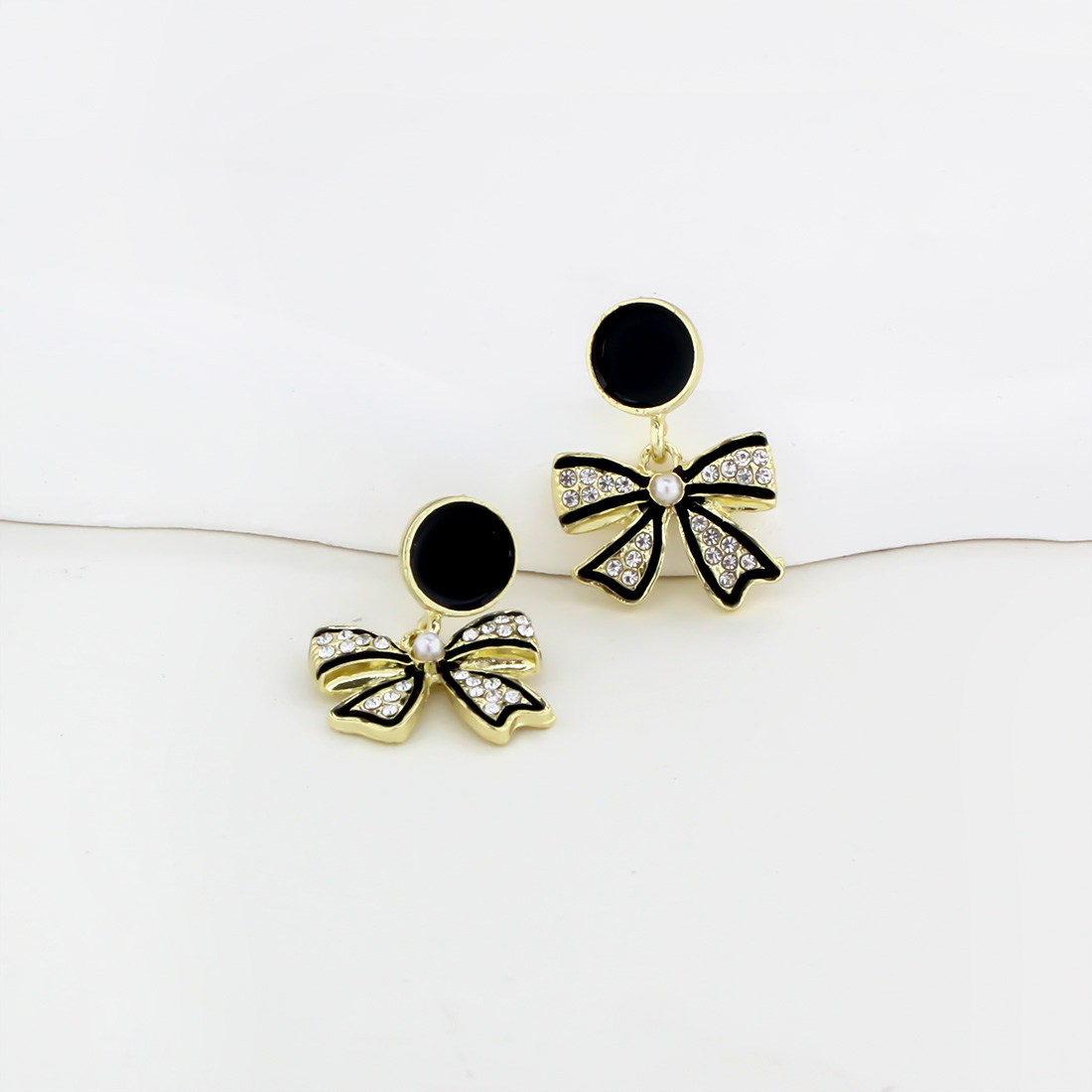 1 Pair Sweet Commute Bow Knot Inlay Iron Rhinestones Gold Plated Drop Earrings display picture 3