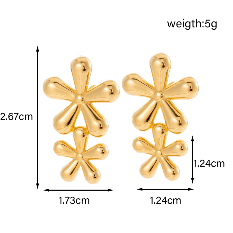 1 Pair Simple Style Classic Style Heart Shape Flower Shell Plating 304 Stainless Steel 14K Gold Plated Ear Studs display picture 1