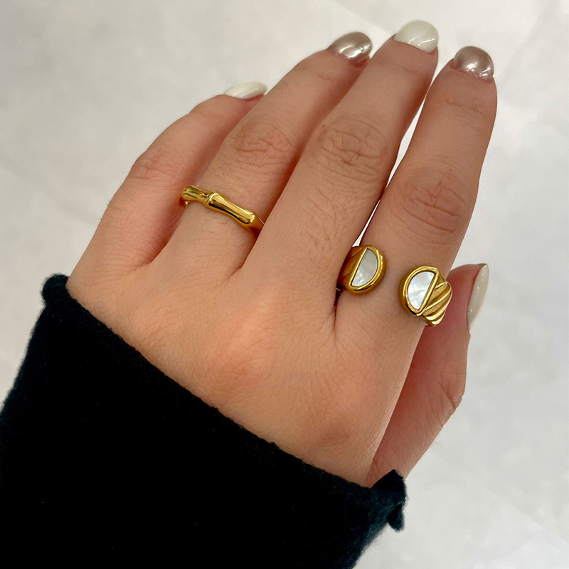 Exaggerated French Style Color Block 304 Stainless Steel 18K Gold Plated Shell Rings In Bulk display picture 5