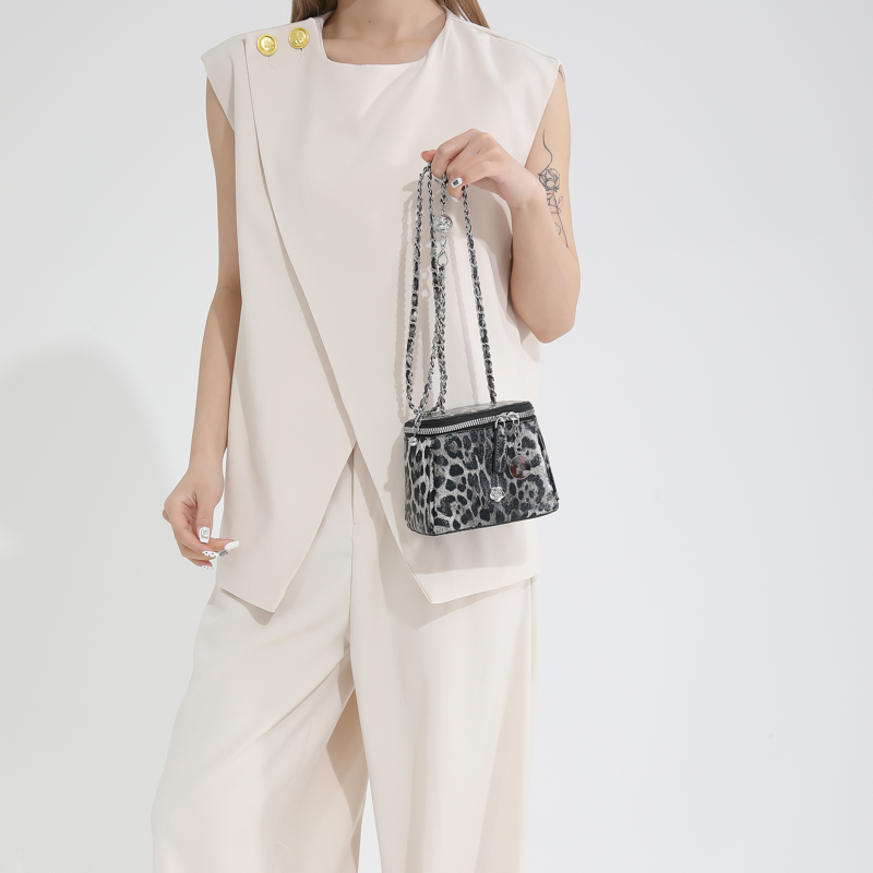 Women's Medium Pu Leather Leopard Streetwear Zipper Crossbody Bag display picture 10