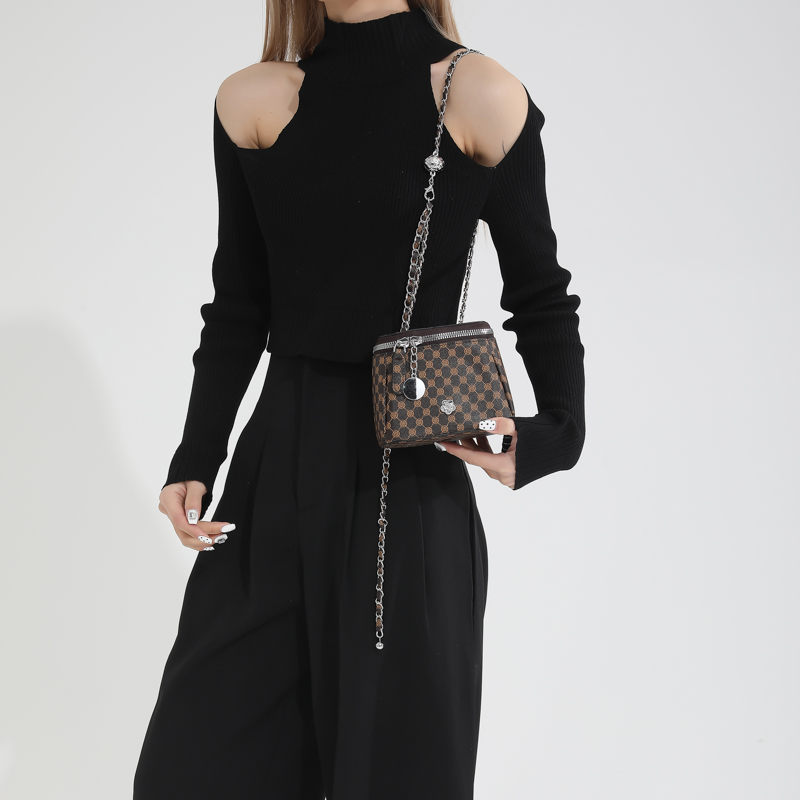 Women's Medium Pu Leather Leopard Streetwear Zipper Crossbody Bag display picture 12