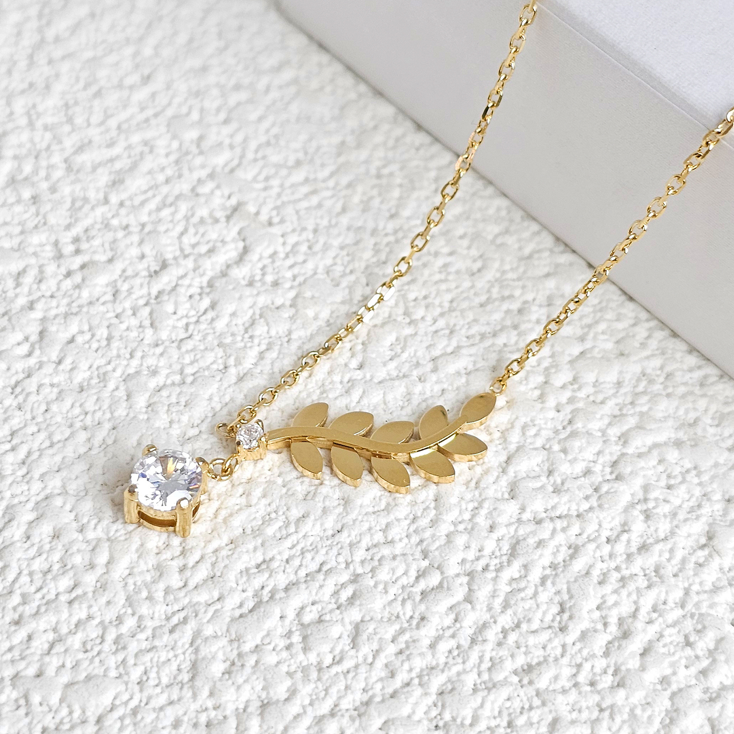 304 Stainless Steel Gold Plated Simple Style Classic Style Plating Leaves Pendant Necklace display picture 4