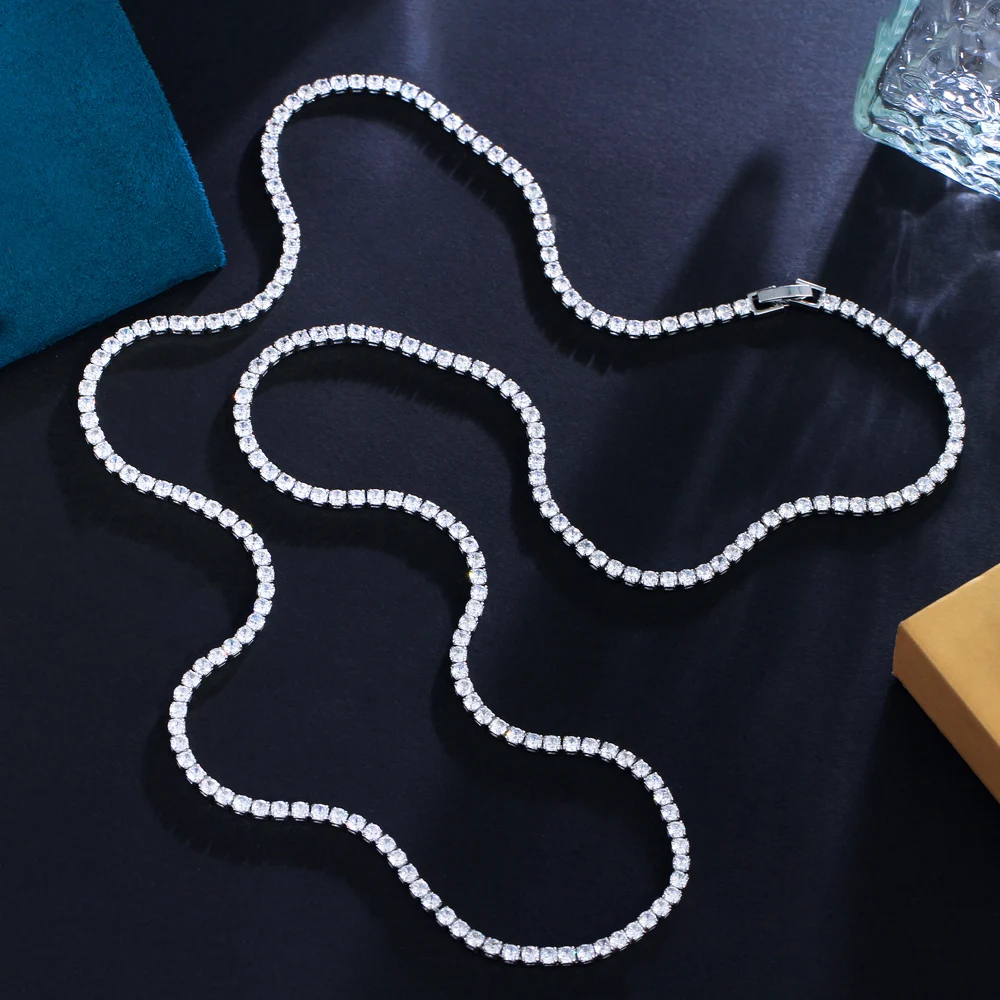 Kupfer Luxuriös Einfacher Stil Perlen Geometrisch Zirkon Dreilagige Halskette display picture 10