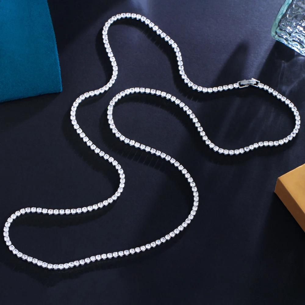 Kupfer Luxuriös Einfacher Stil Perlen Geometrisch Zirkon Dreilagige Halskette display picture 9