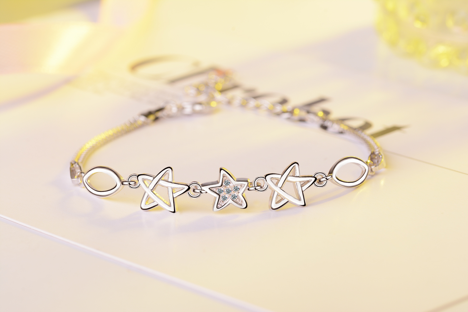 Wholesale Simple Style Classic Style Star Copper Inlay Zircon Bracelets display picture 8