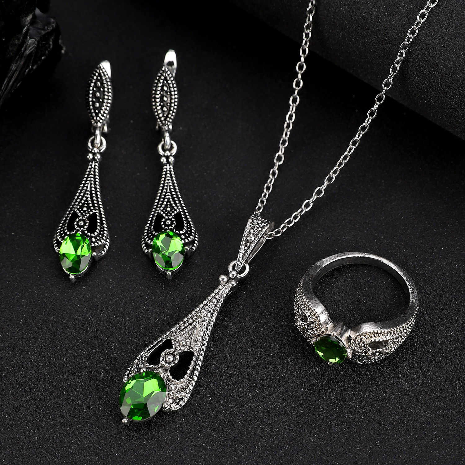 Ethnic Style Bohemian Water Droplets Alloy Inlay Zircon Women's Jewelry Set display picture 4