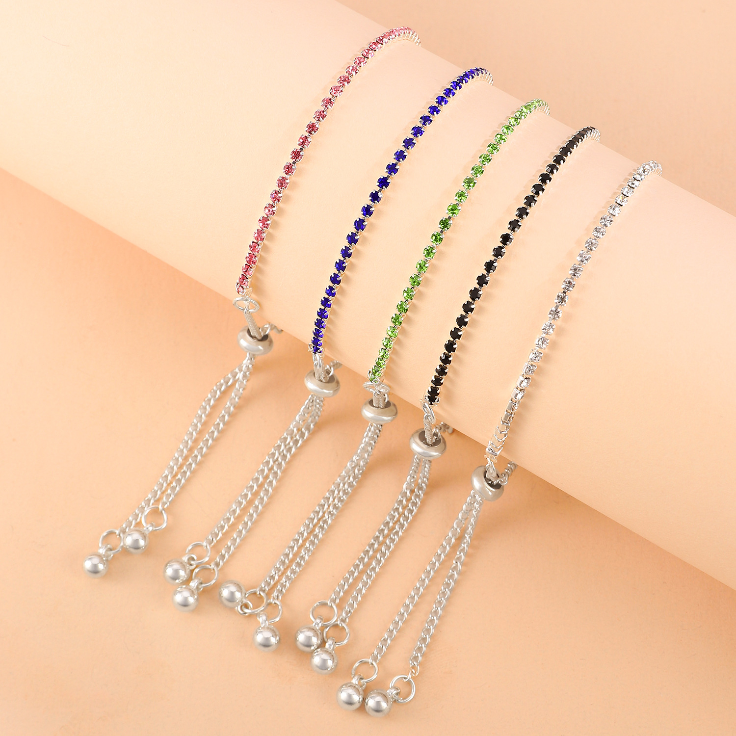 Style Classique Commuer Géométrique Gland Alliage Incruster Strass Femmes Bracelets display picture 1