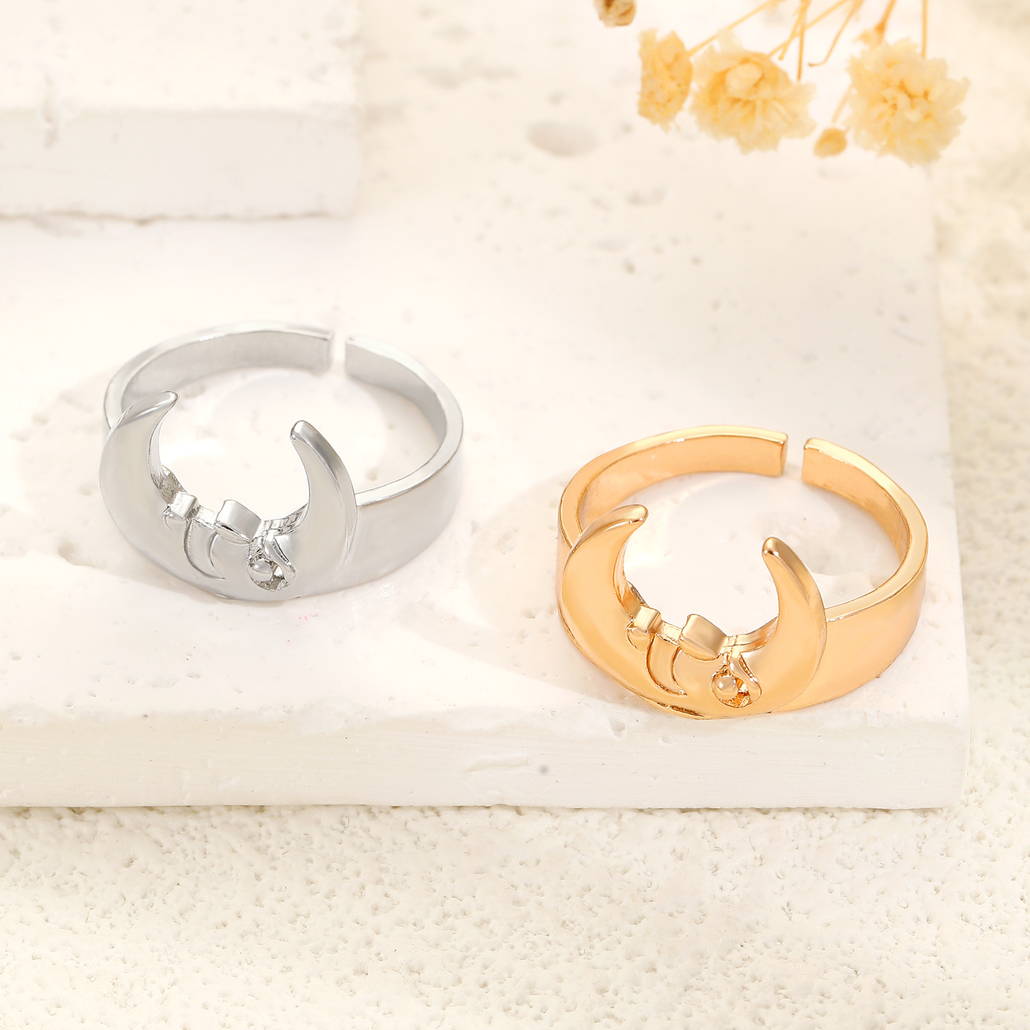 Basic Simple Style Classic Style Moon Alloy Women's Open Rings display picture 4
