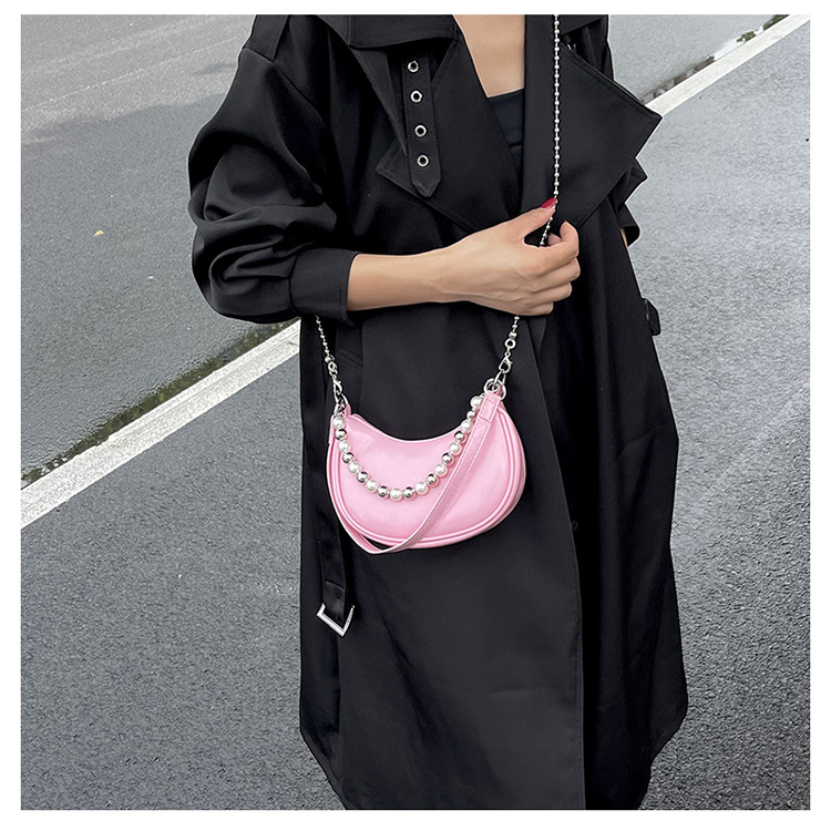Women's Medium Pu Leather Solid Color Classic Style Beading Dumpling Shape Zipper Underarm Bag display picture 11