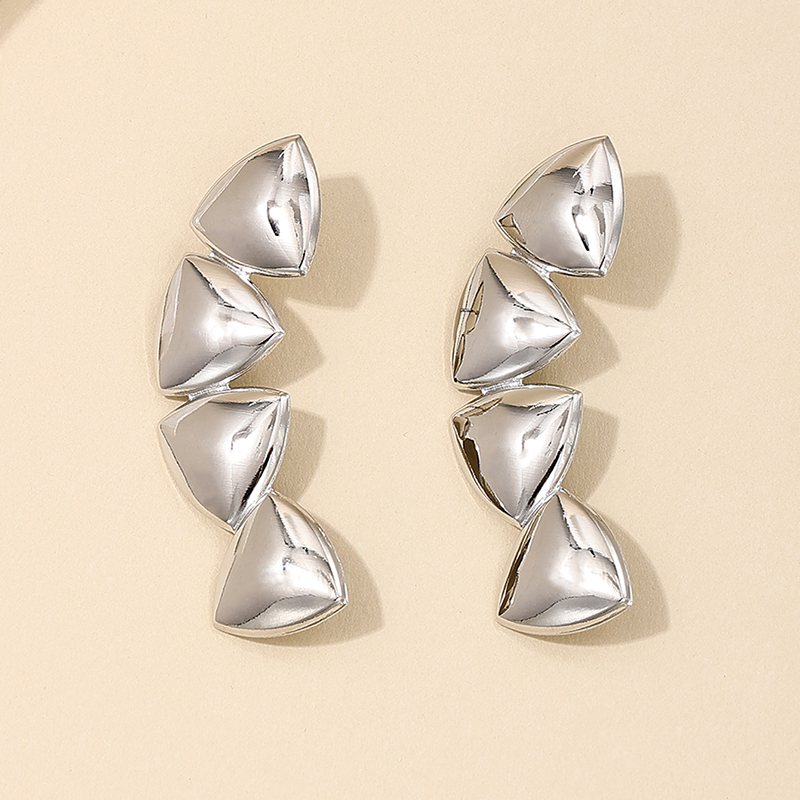 1 Pair Simple Style Classic Style Irregular Irregular Alloy Ear Studs display picture 2