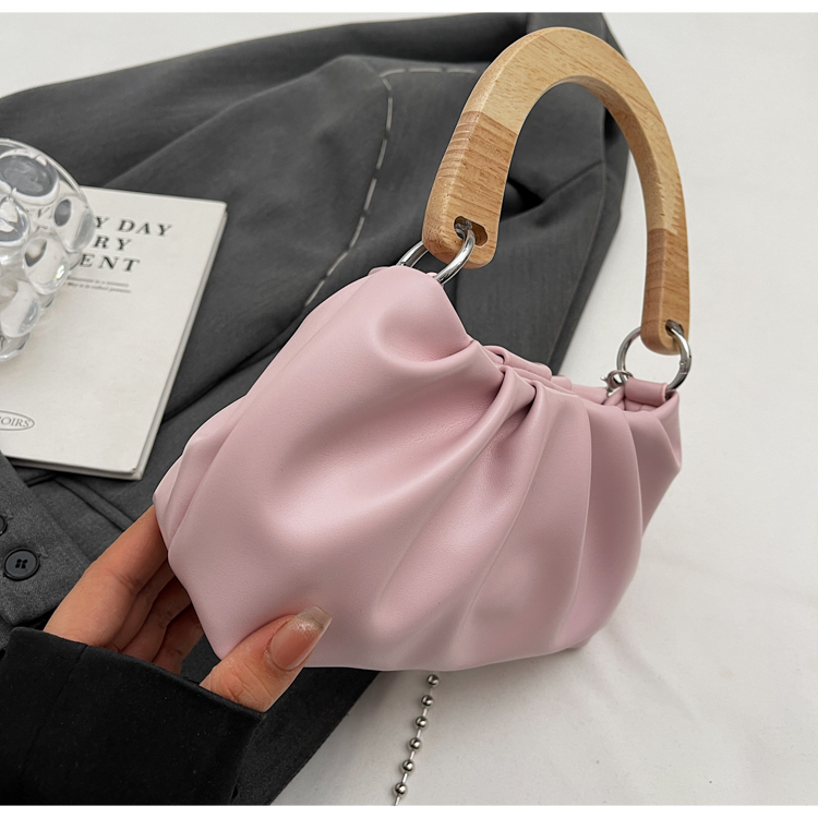 Women's Medium Pu Leather Solid Color Basic Classic Style Sewing Thread Magnetic Buckle Underarm Bag display picture 7