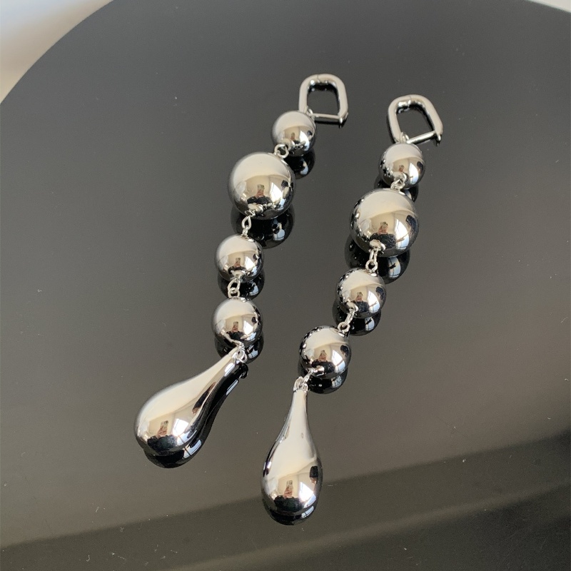 1 Pair Casual Exaggerated Commute Solid Color Tassel Alloy Brass Silver Plated Drop Earrings display picture 12