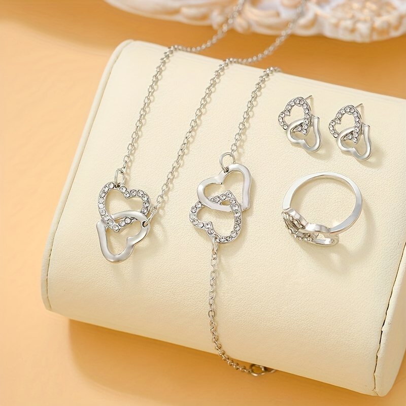 Elegant Lady Modern Style Heart Shape Alloy Inlay Rhinestones Gold Plated Women's Jewelry Set display picture 3