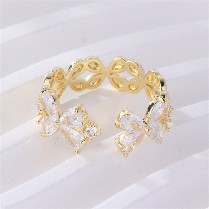 Copper K Gold Plated Elegant Cute Lady Hollow Out Inlay Leaf Circle Round Zircon Open Rings display picture 1