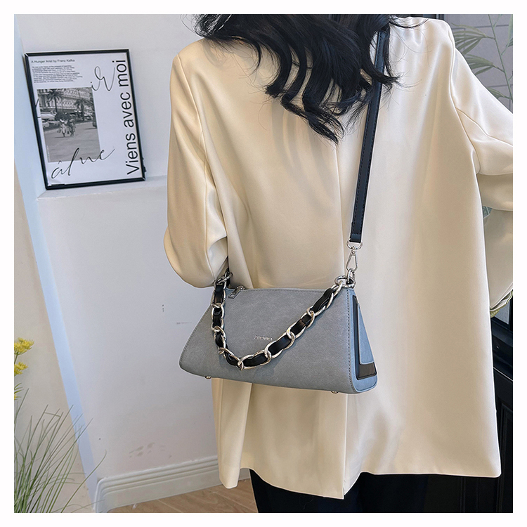 Women's Classic Style Streetwear Solid Color Pu Leather Shopping Bags display picture 9