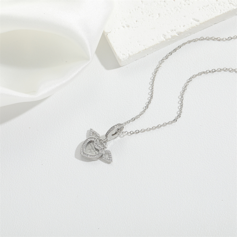 Copper Basic Classic Style Commute Inlay Heart Shape Shell Lock Zircon Pendant Necklace display picture 4