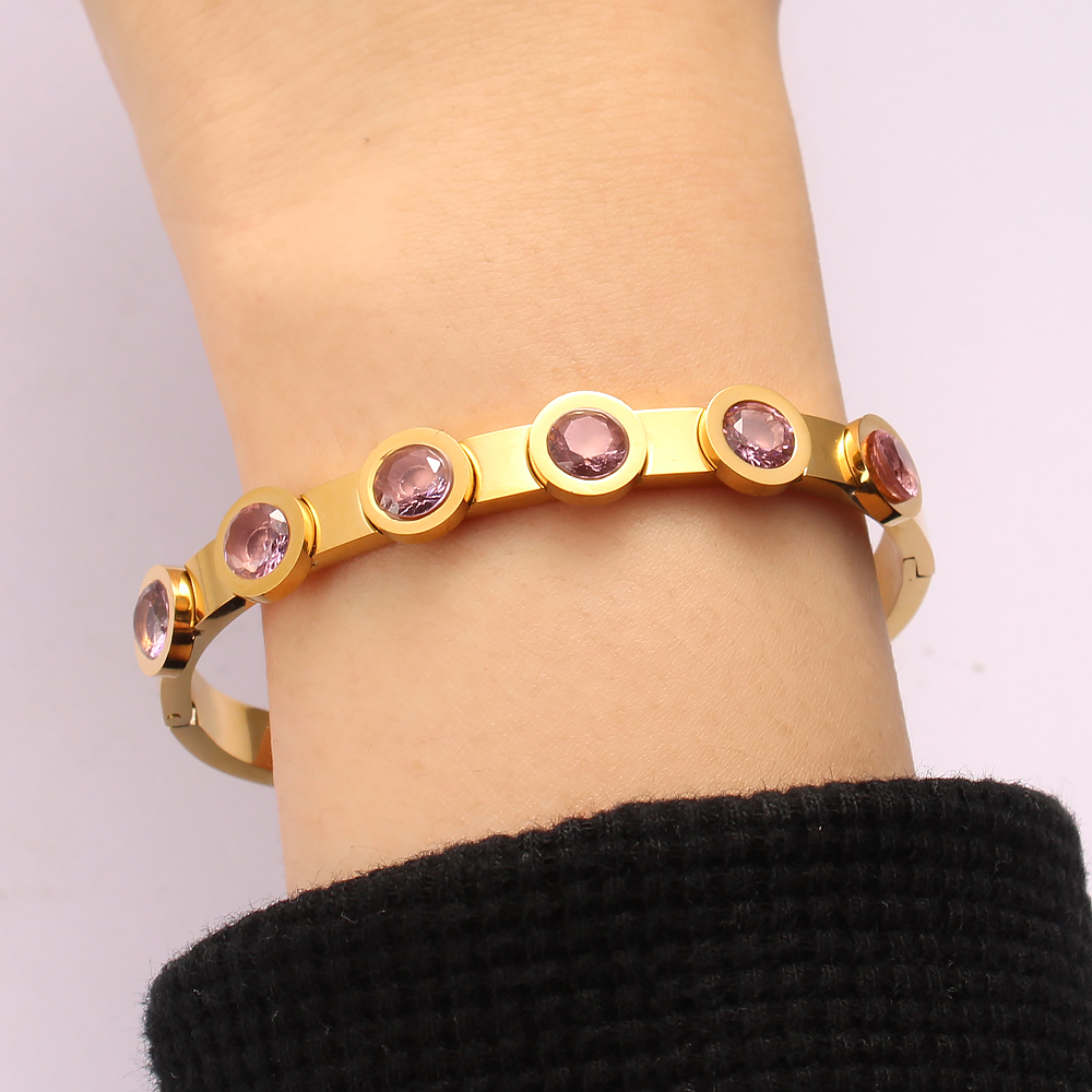 304 Stainless Steel 18K Gold Plated Casual Vintage Style Plating Inlay Solid Color Rhinestones Bangle display picture 5