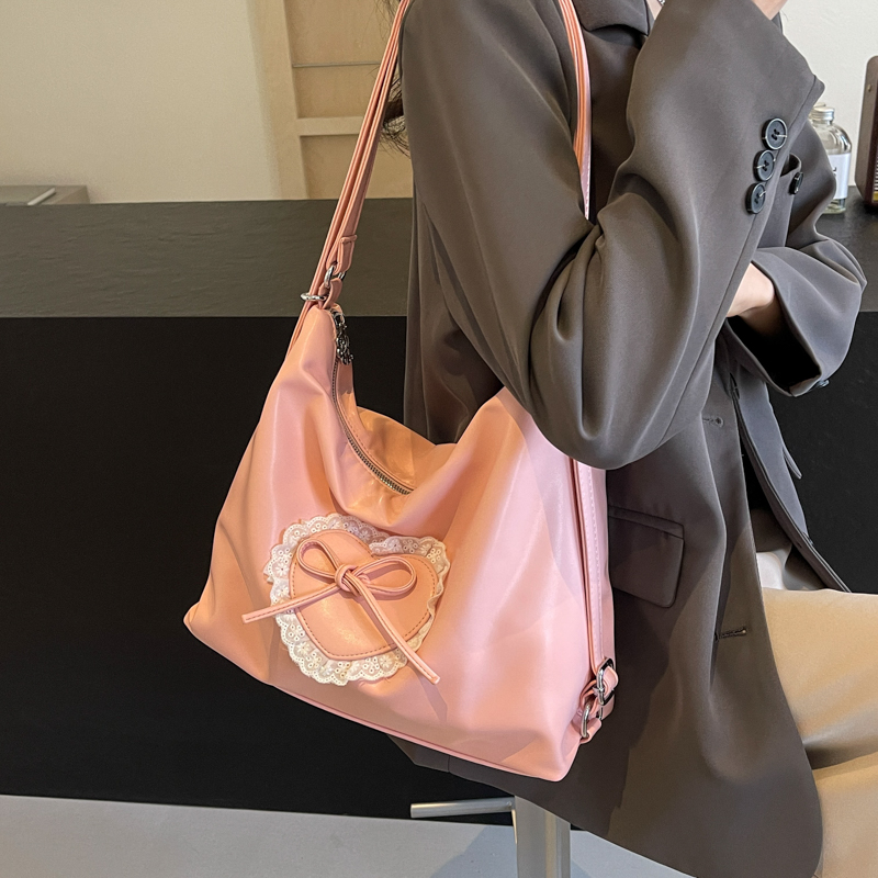 Femmes Moyen Faux Cuir Forme De Cœur Noeud D'Arc Vêtement De Rue Dentelle Carré Fermeture Éclair Sac À Main display picture 21