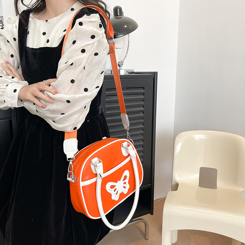 Women's Medium Pu Leather Butterfly Classic Style Sewing Thread Zipper Crossbody Bag display picture 14
