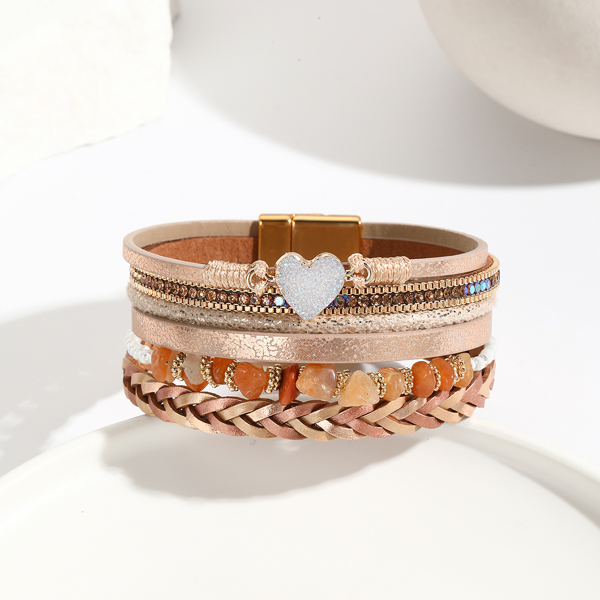 Ethnic Style Classic Style Heart Shape Pu Leather Inlay Rhinestones Women's Bracelets display picture 5