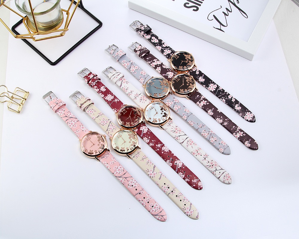 Fairy Style Elegant Flower Petal Needle Quartz Women's Watches display picture 2