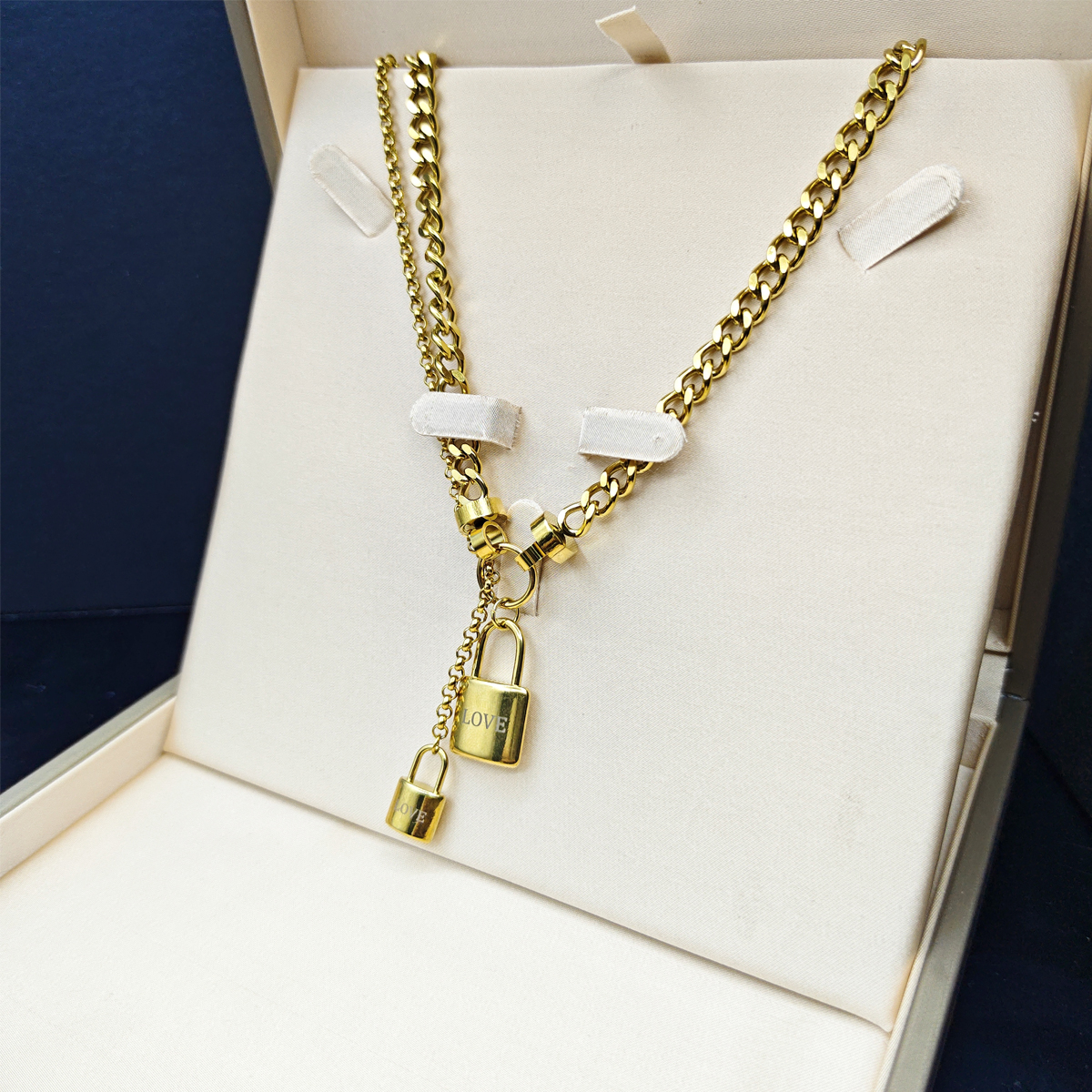 201 Stainless Steel 304 Stainless Steel Exaggerated Modern Style Letter Lock Double Layer Necklaces display picture 8