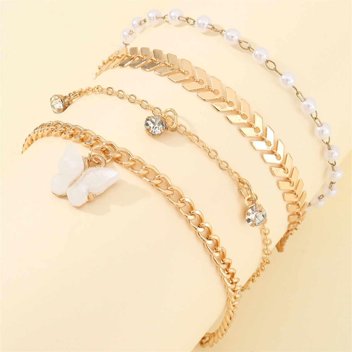 Casual Beach Simple Style Butterfly Alloy Pearl Inlay Rhinestones Women's Bracelets display picture 7
